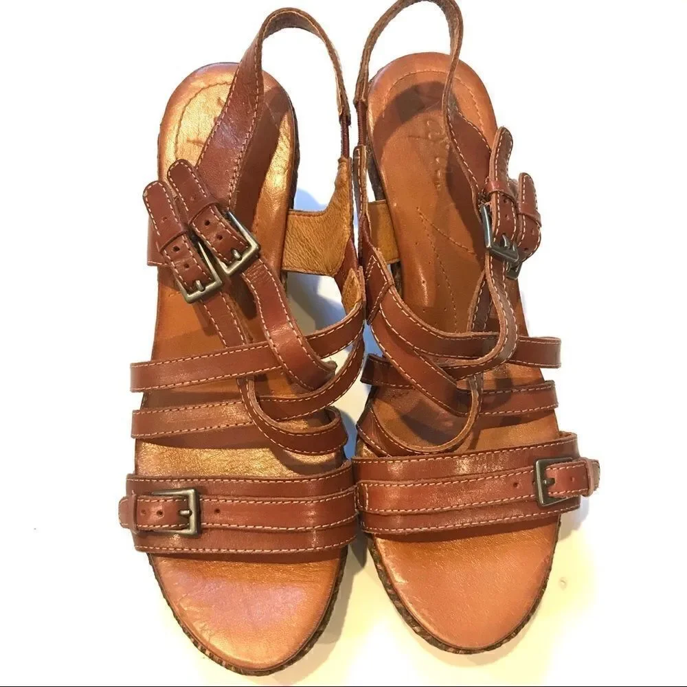 👠Naya genuine leather  wedge sandal Sz 9.5
